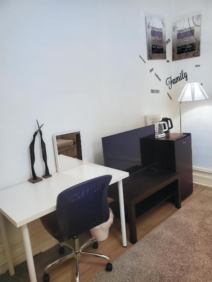 Booking-Eddy- Single Room With Self Check-In Hull ภายนอก รูปภาพ