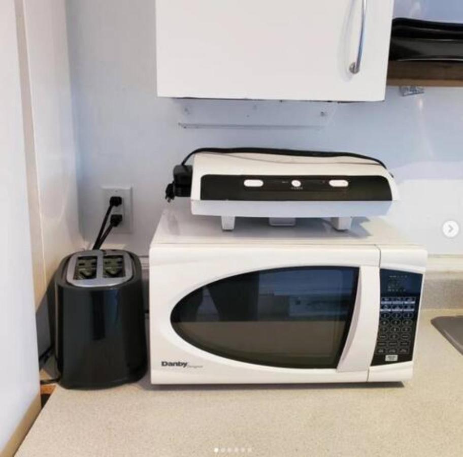 Booking-Eddy- Single Room With Self Check-In Hull ภายนอก รูปภาพ